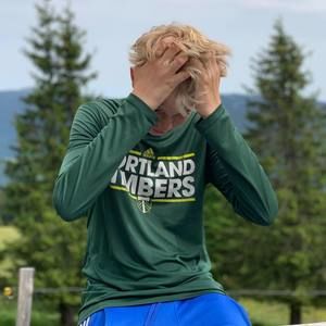 Meet your Posher, Casey